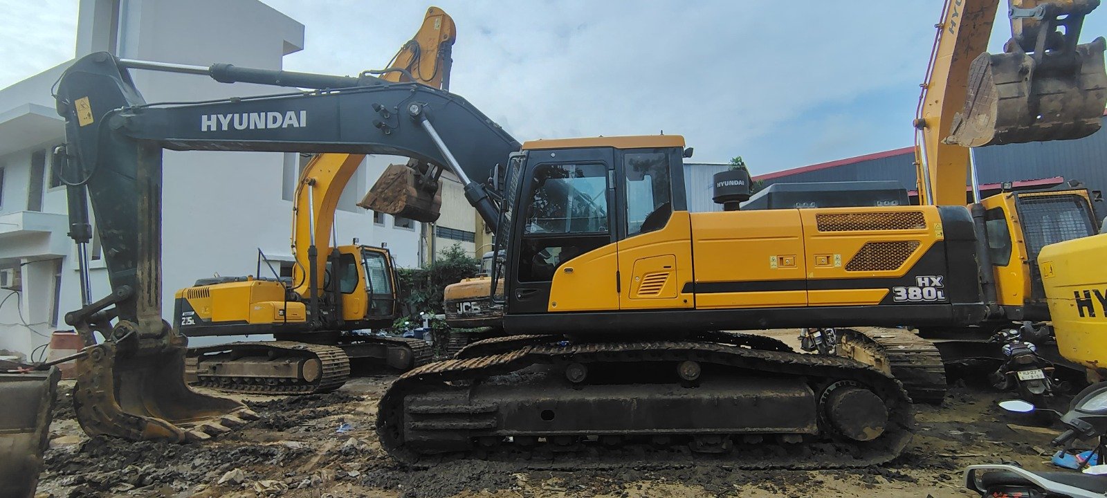 Standard Excavator 8T